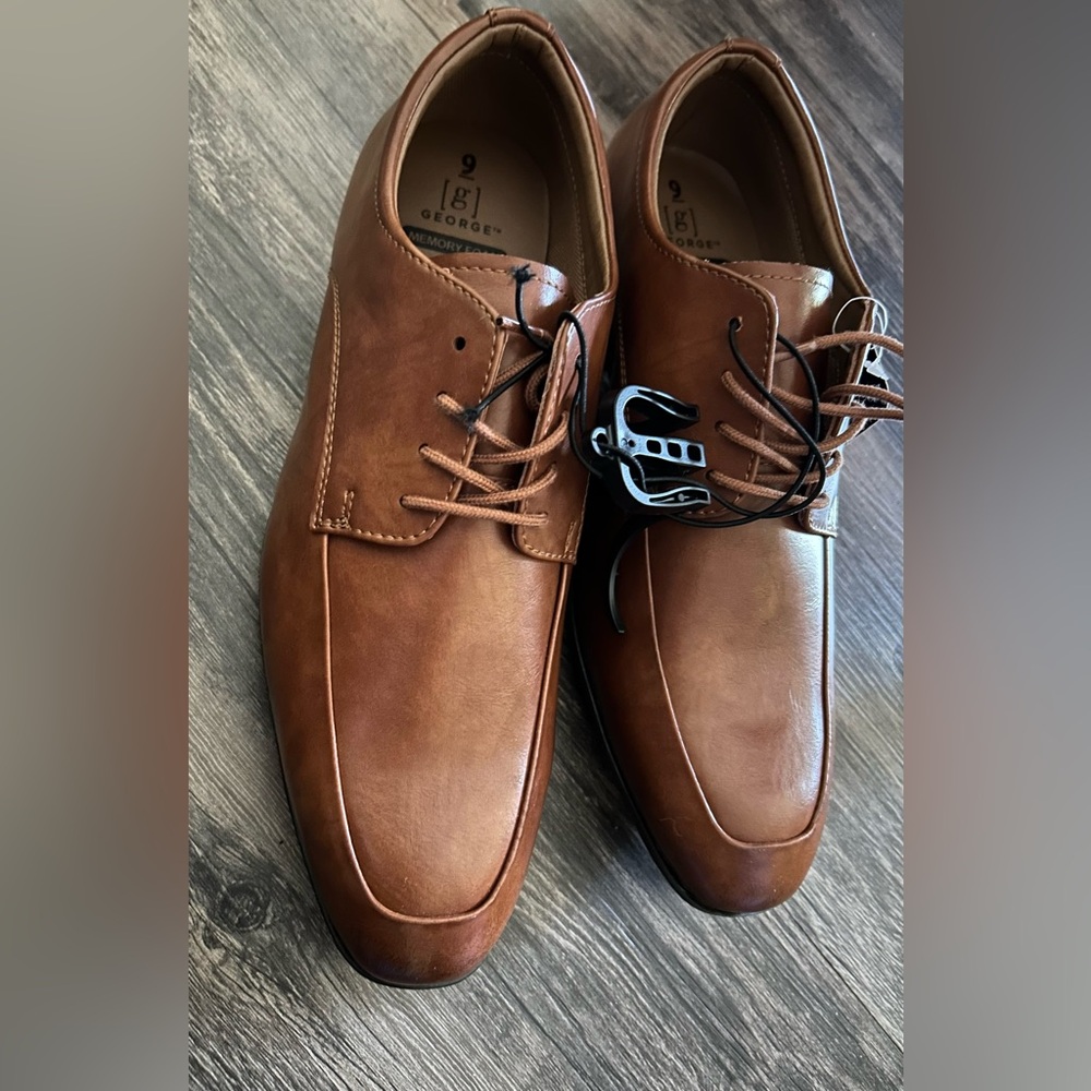 George Men's Tan Leather Oxfords